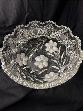 Etched Clear Glass Floral Centerpiece Bowl